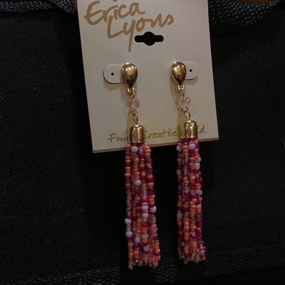 ✅🆕Dangle earrings and shades of pink seed beads - Picture 4 of 6